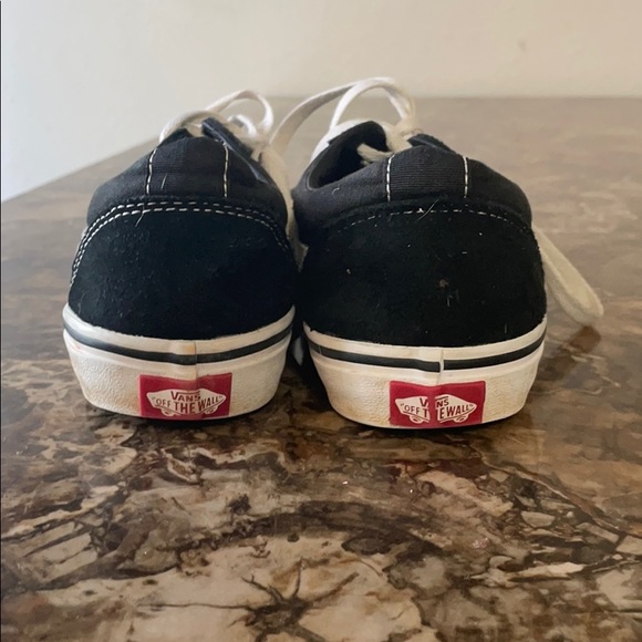 Vans - Picture 3 of 3